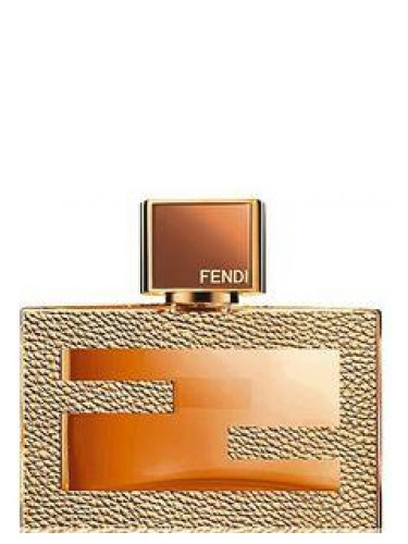 Fan di Fendi Leather Essence Fendi