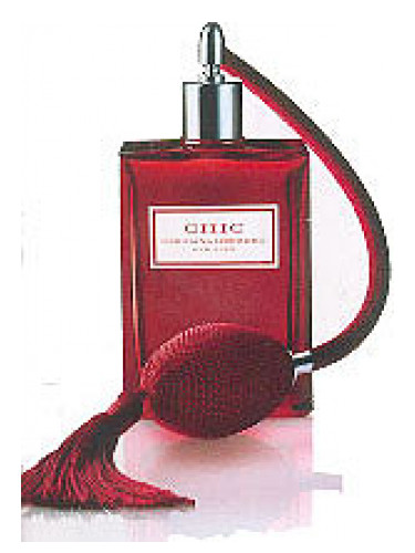 So Chic Limited Edition Carolina Herrera